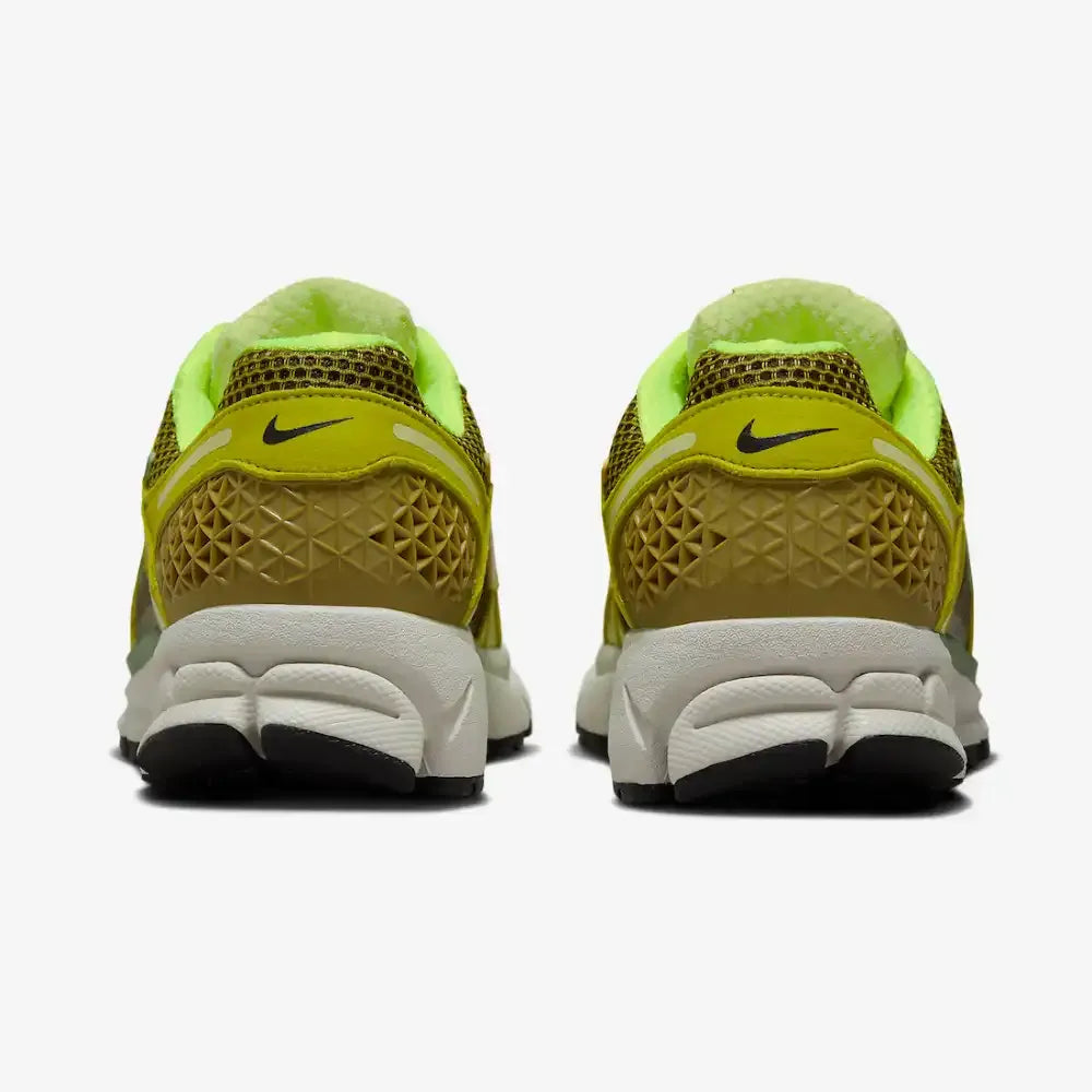 NK Zoom Vomero 5 Olive Flak