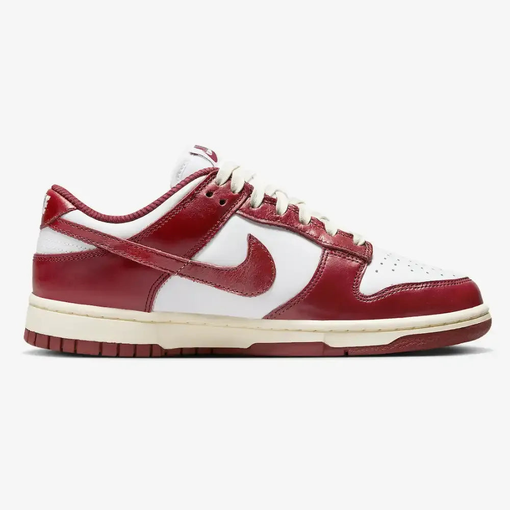 NK Dunk Low - PRM Vintage Team Red