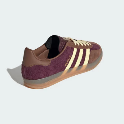 Ad Gazelle Indoor - Maroon/Almost Yellow