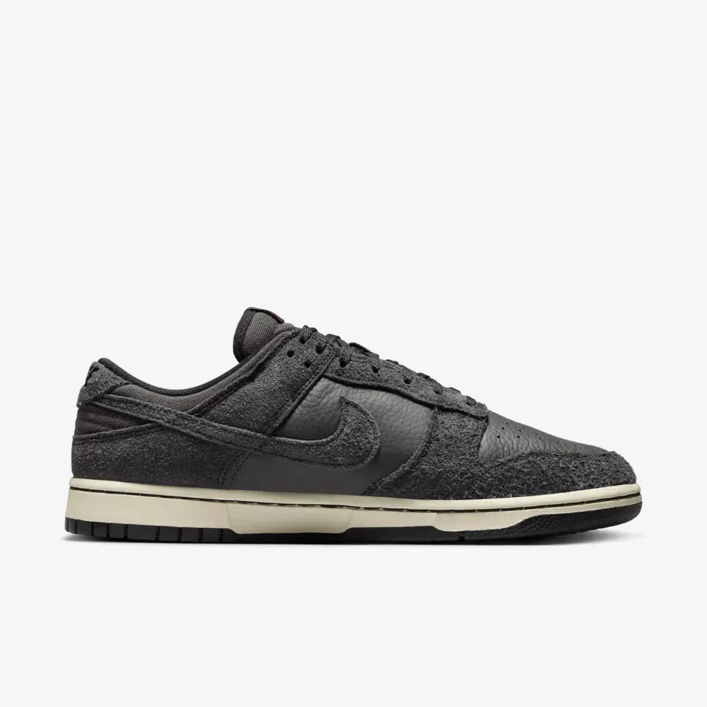NK Dunk Low - Ash Black