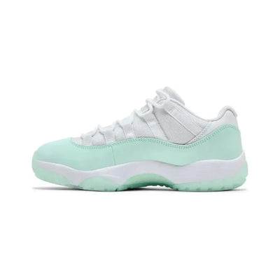 AJ 11 Retro Low Igloo