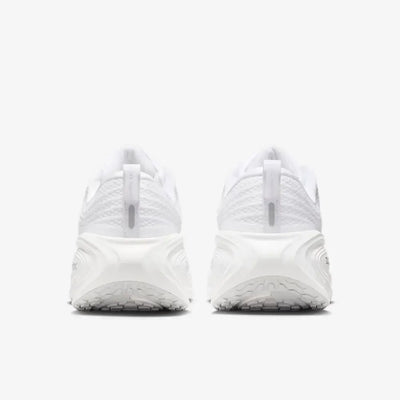 NK Vomero Plus White Photon Dust Metallic Silver Summit