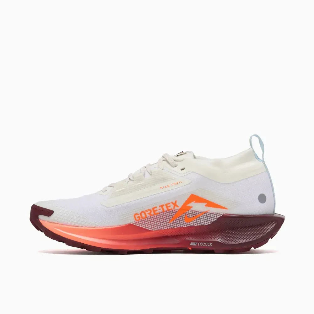 NK Pegasus Trail 5 GORE TEX - Sail Glacier Blue Dark Team Red