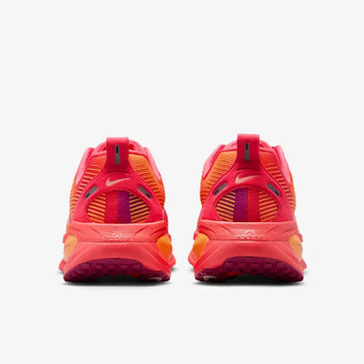 NK Vomero 18 SE Ember Glow Sweet Beet Marrakesh Washed Coral