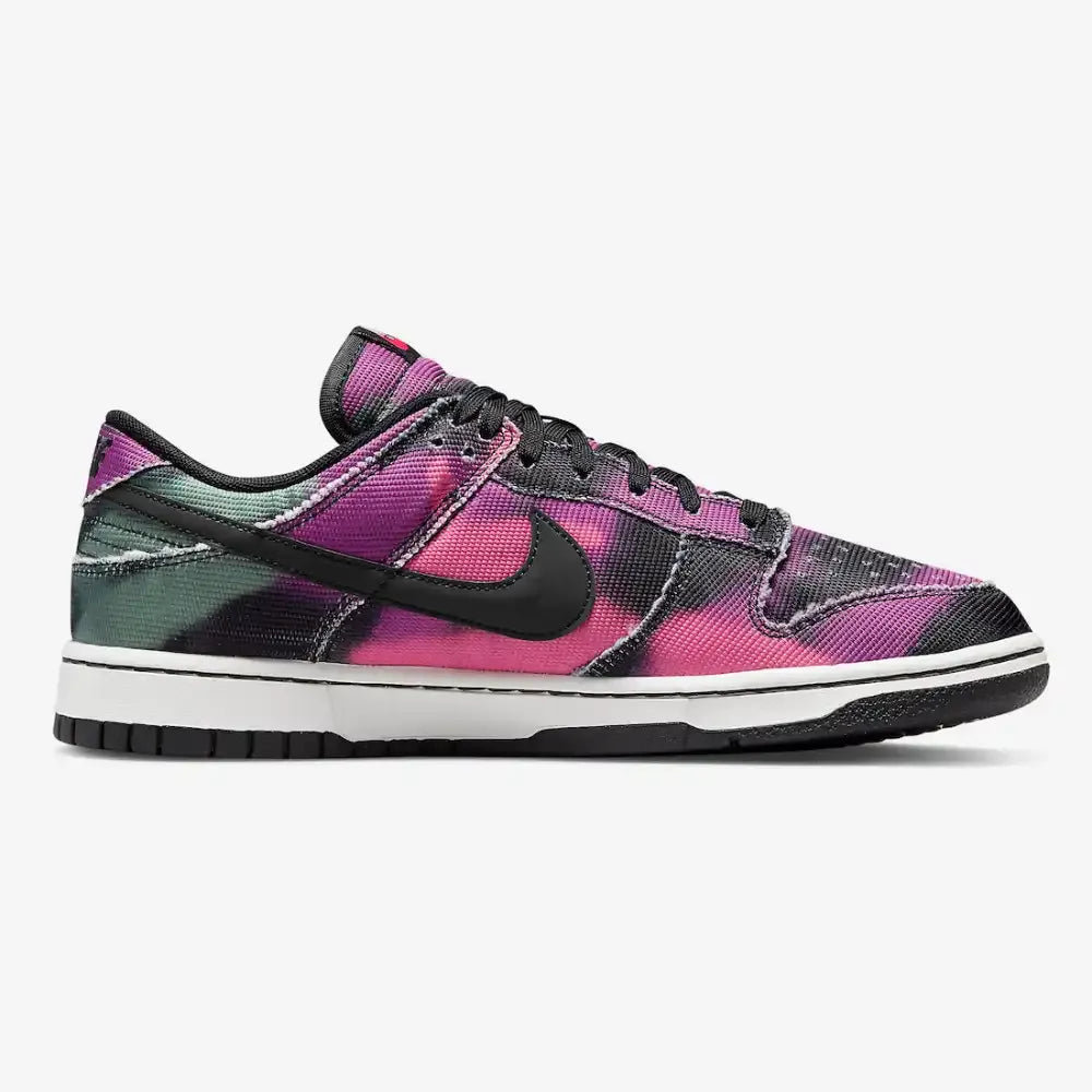 NK Dunk Low - Graffiti Pink