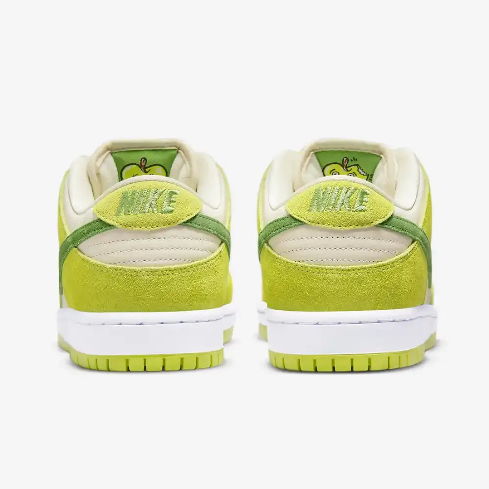 NK Dunk Low - Sour Apple