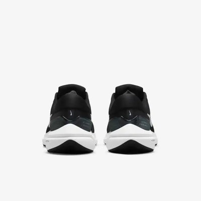 NK Air Zoom Vomero 16 Black