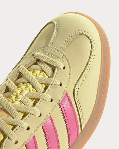 Ad Gazelle Indoor - Powder Yellow/Lucid Pink/Royal Blue