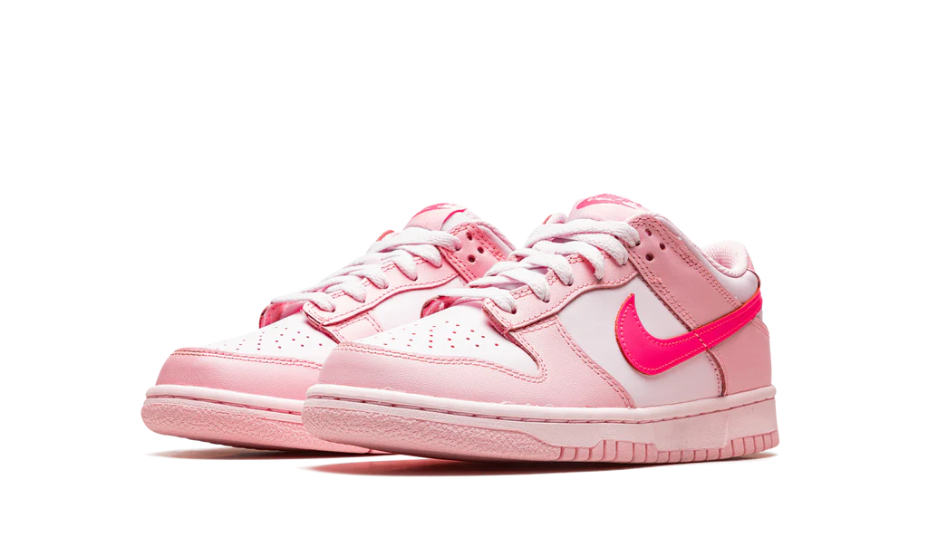 NK Dunk Low Triple Pink (Barbie)