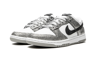 NK Dunk Low Golden Gals