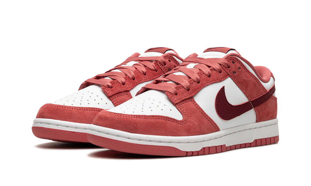 NK Dunk Low Valentine's Day