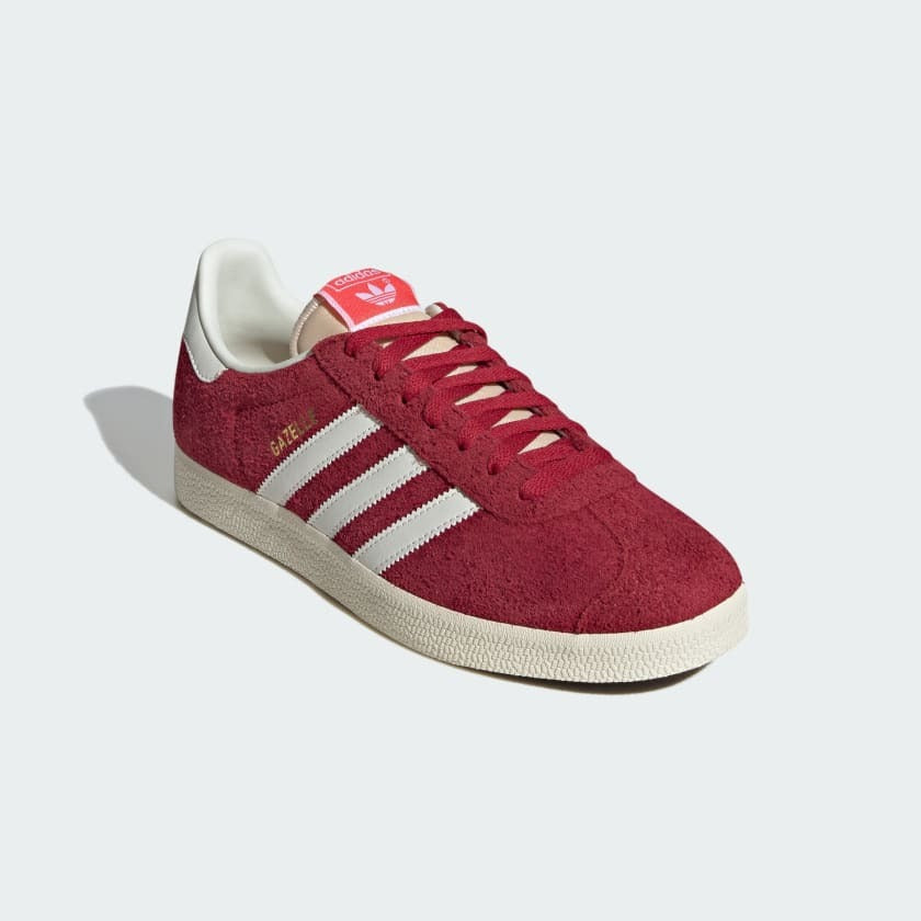 Ad Gazelle - Team Victory Red/Off White/Cream White
