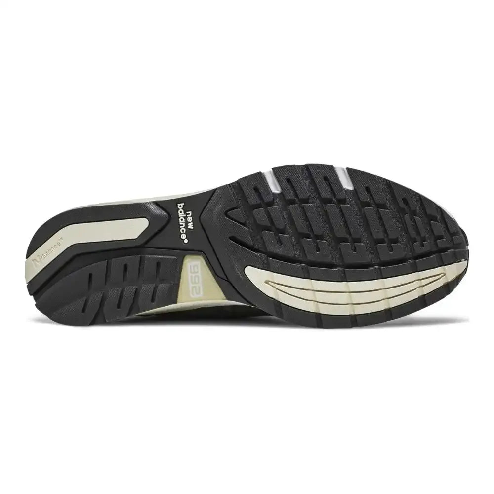 JJJJ x NB 990v3 - Mossy Green