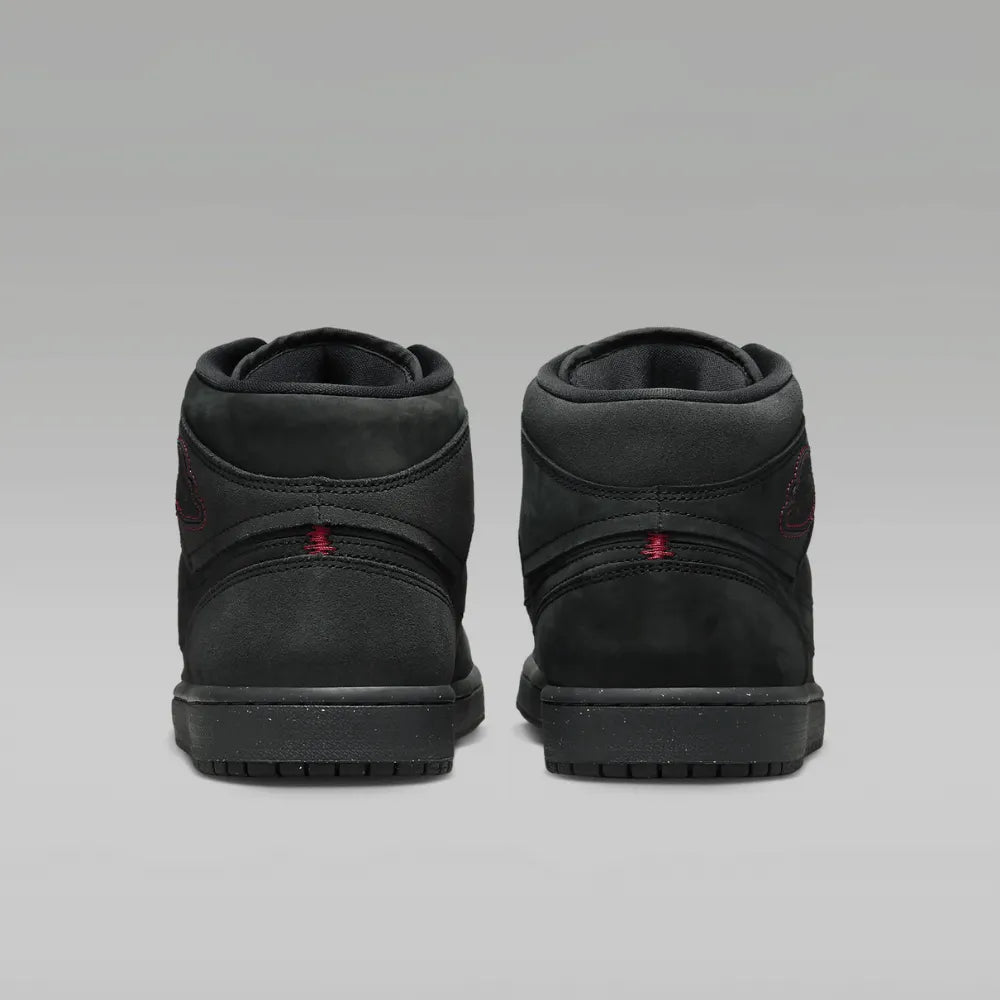 AJ 1 - Dark Smoke Red