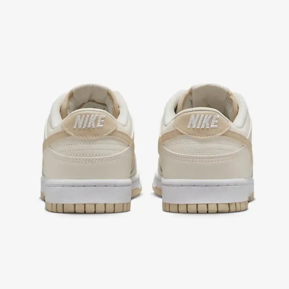 NK Dunk Low - Light Bone Tan
