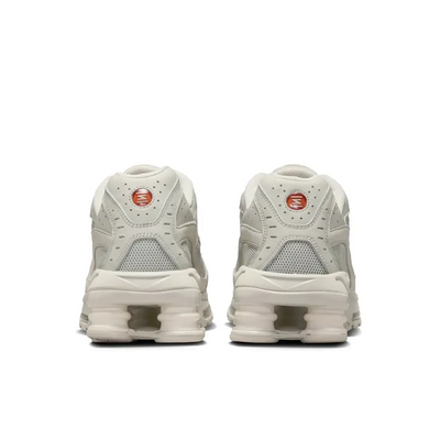 NK Shox Ride 2 Light Bone Turf Orange