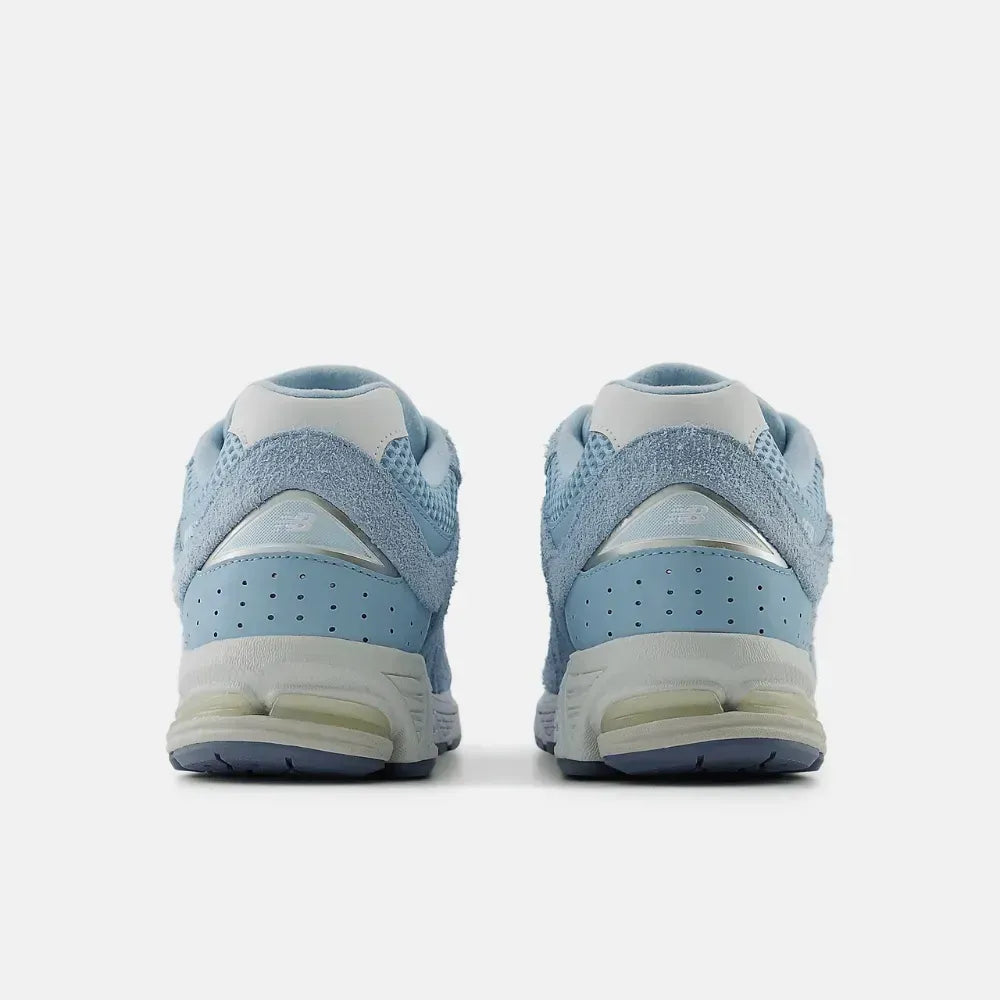 NB 2002R – Bright Sky/Chrome Blue