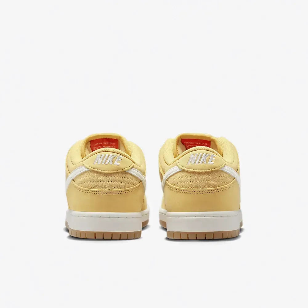 NK Dunk Low - Saturn Gold