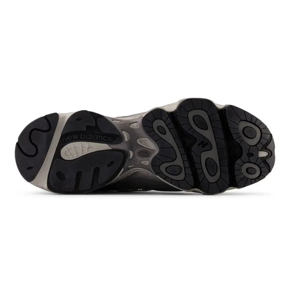 NB 1000 – Dirty Silver/Metallic White