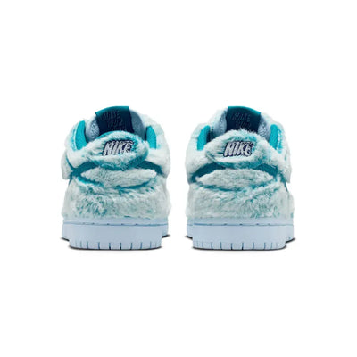 NK Dunk Low GS Abominable Snowman