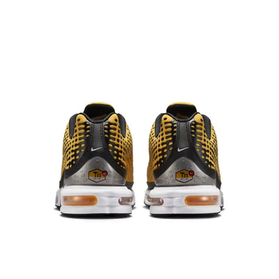 NK Air Max Plus VII Varsity Maize