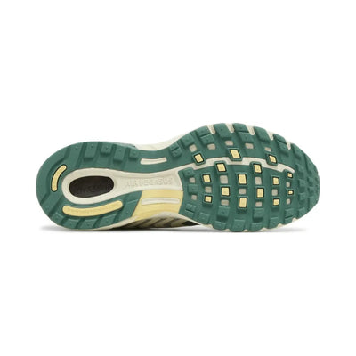 NK Air Pegasus 2005 - Coconut Milk Bicoastal