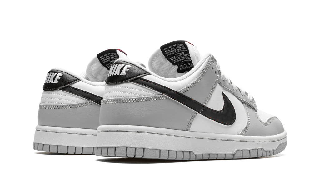 NK Dunk Low SE Jackpot