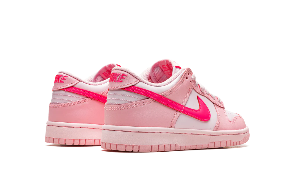NK Dunk Low Triple Pink (Barbie)