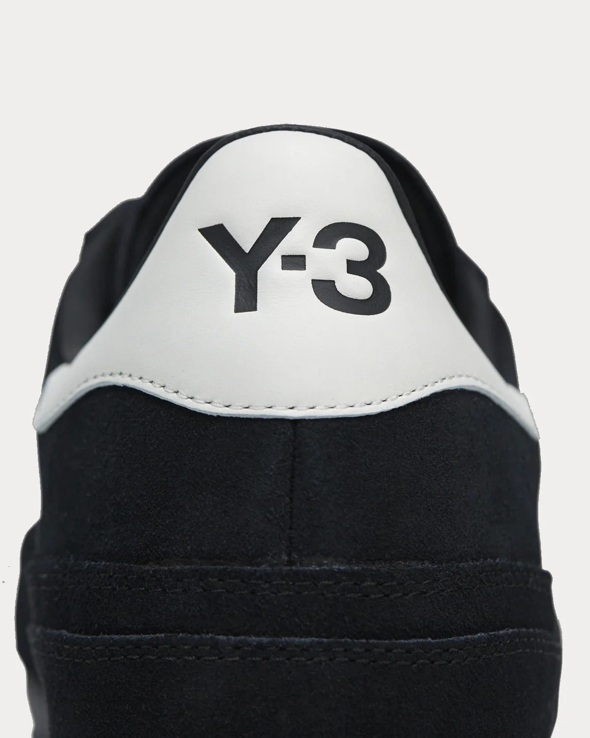 Ad Gazelle Y3 - Black