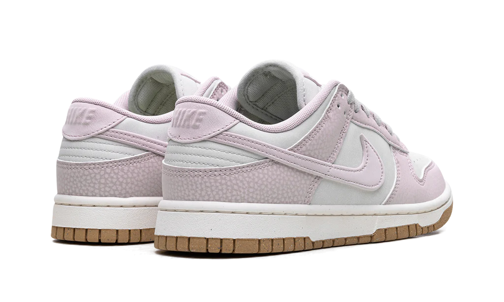 NK Dunk Low Light Violet