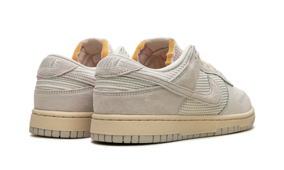 NK Dunk Low Light Bone