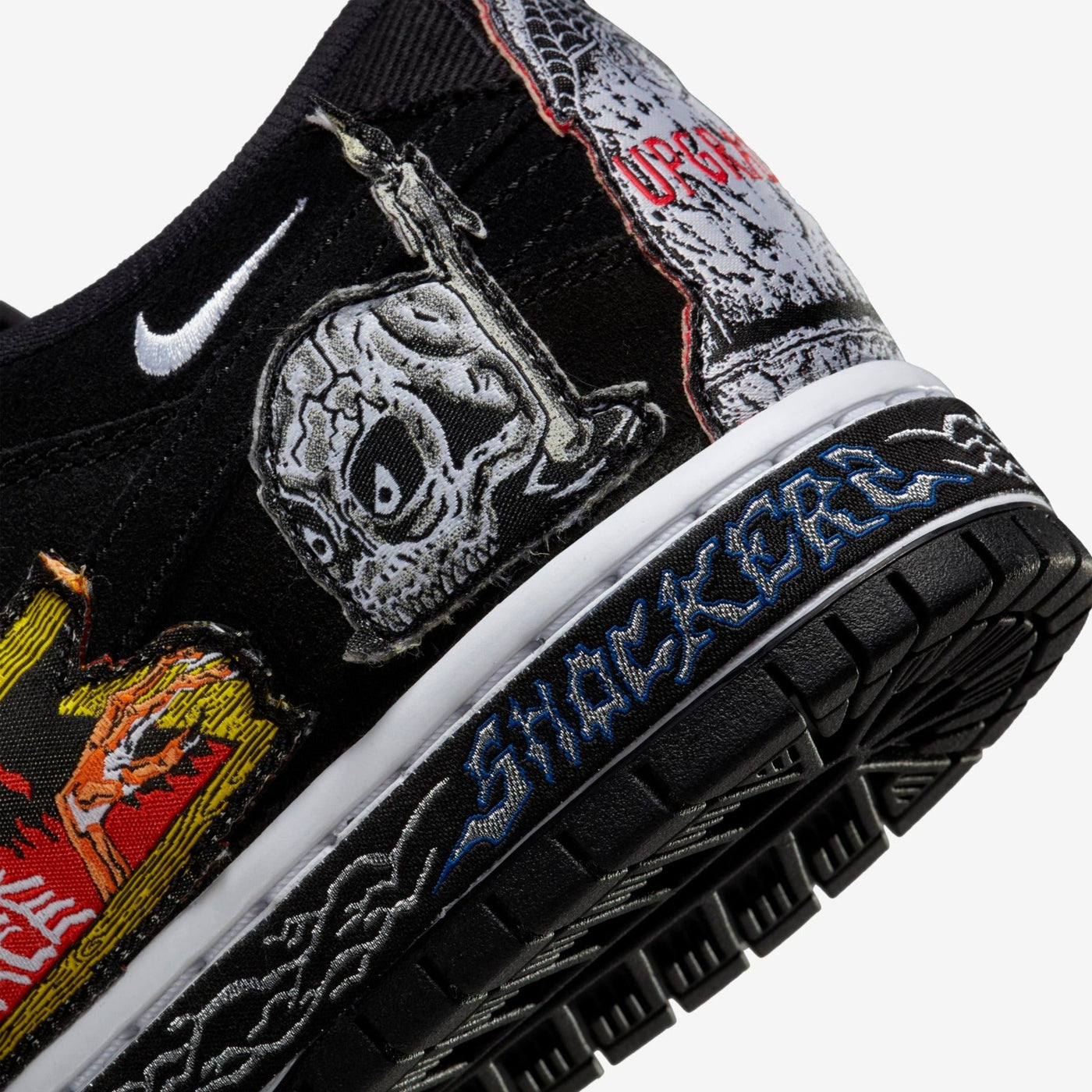 NK SB Dunk Low Neckface