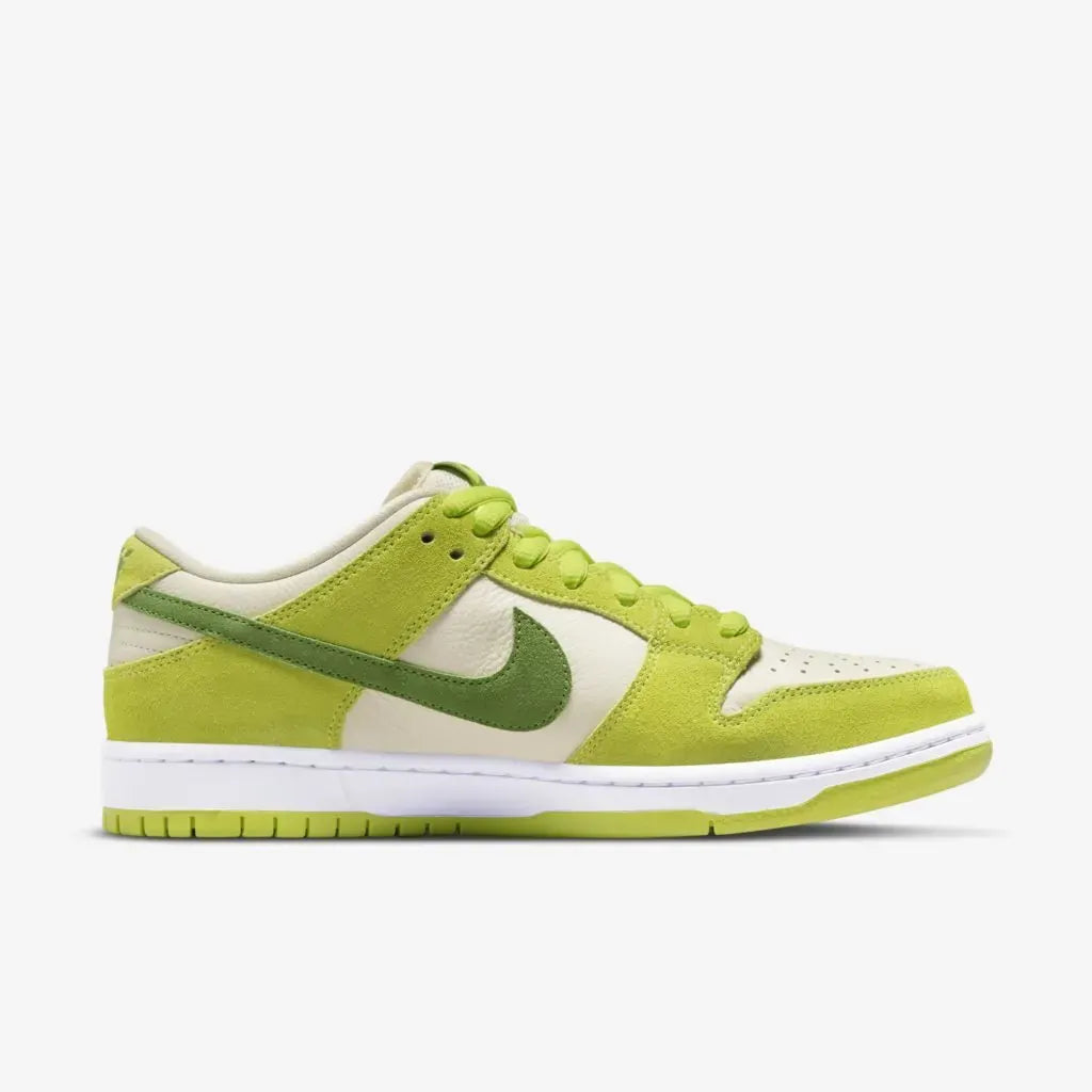 NK Dunk Low - Sour Apple