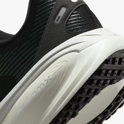 NK Air Zoom Vomero 18 Black Coconut Milk