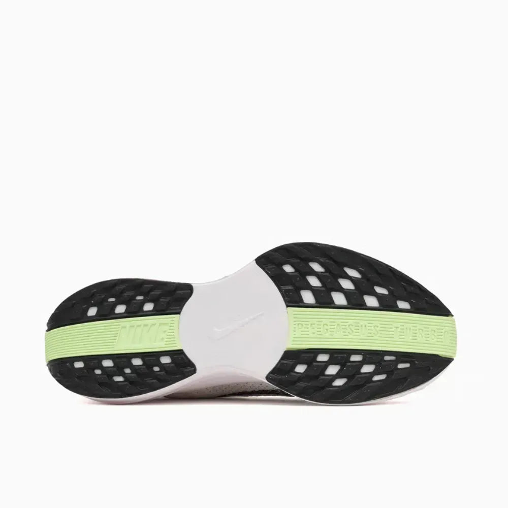 NK ZoomX Pegasus Plus - Silt Red Barely Volt Platinum Tint Black