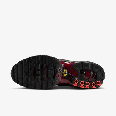 NK Air Max Plus - Black/Red