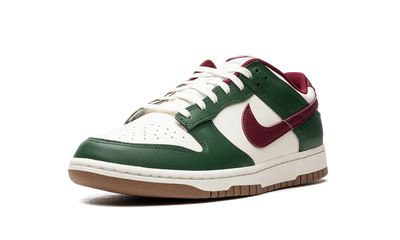 NK Dunk Low Gorge Green